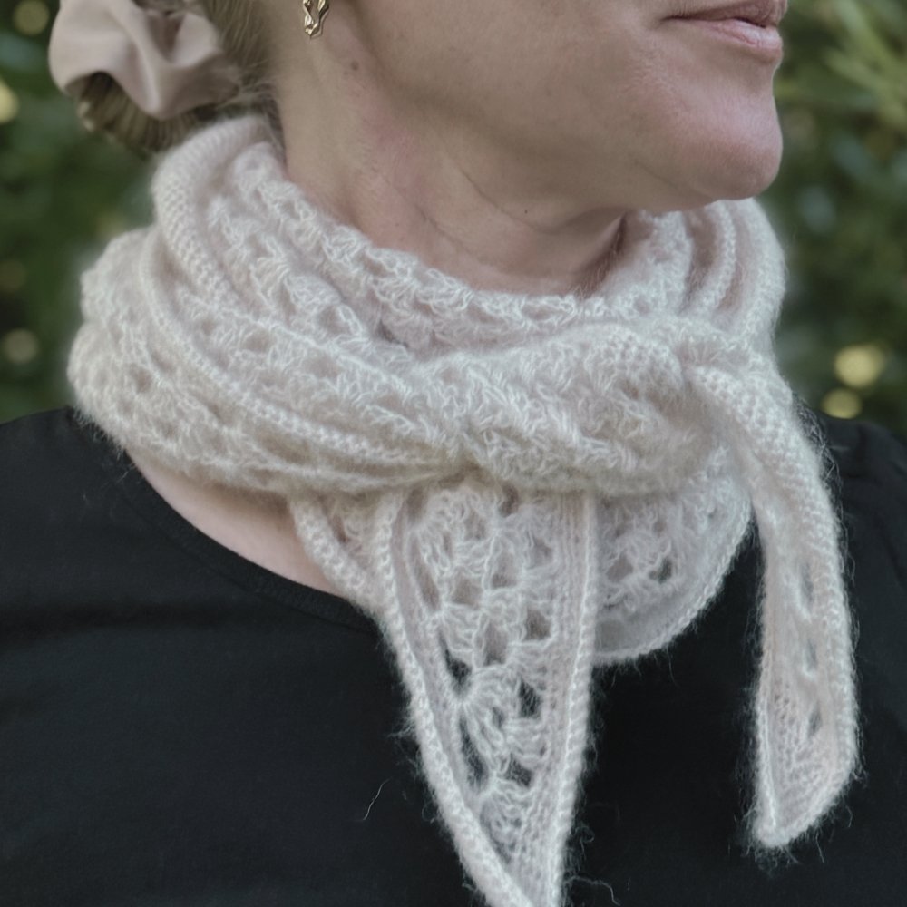 Hækleopskrift, Cozy Scarf - GAIA ,tæt på