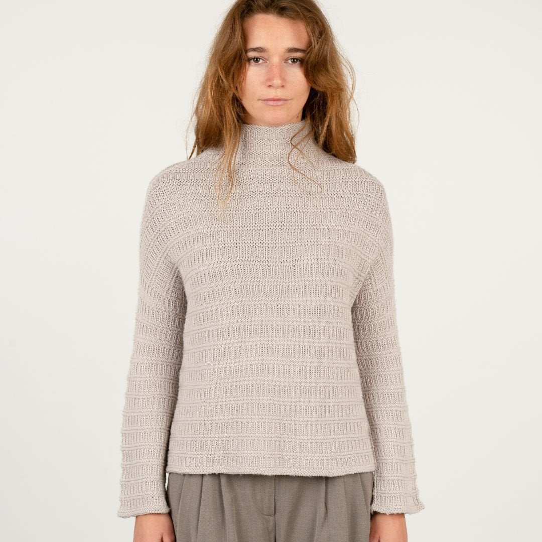 My Favourite Things Knitwear - Sweater No. 28 - Gaia Garn -